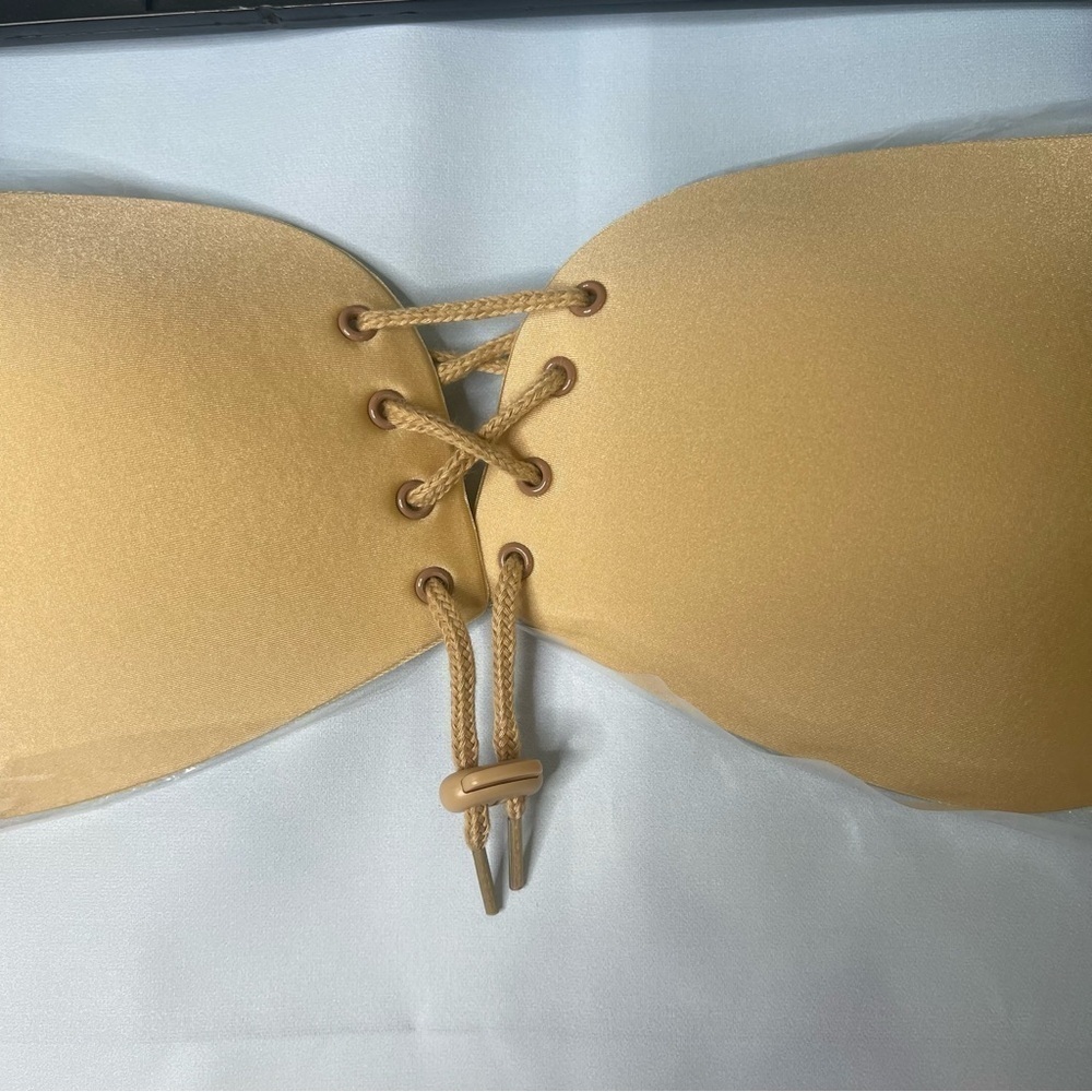 Strapless & Backless Bra with Adhesive Silicone Size C Nude - Picture 2 of 4